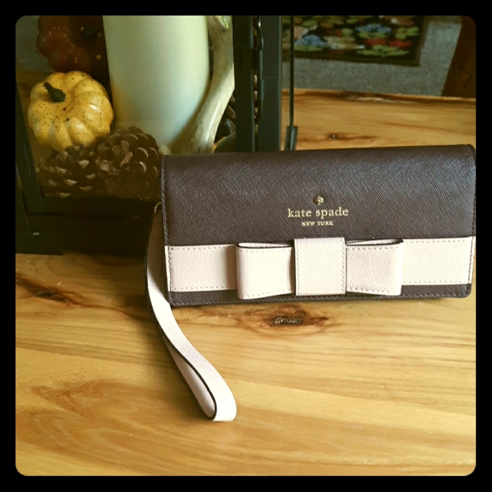 Kate Spade large clutch wallet